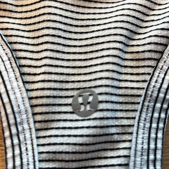 Lululemon - Swiftly Tech Tank - 12 - Black White Stripe - Picture 3 of 4